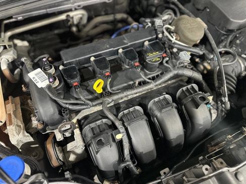 Used 2014 Ford Focus SE FWD image 33