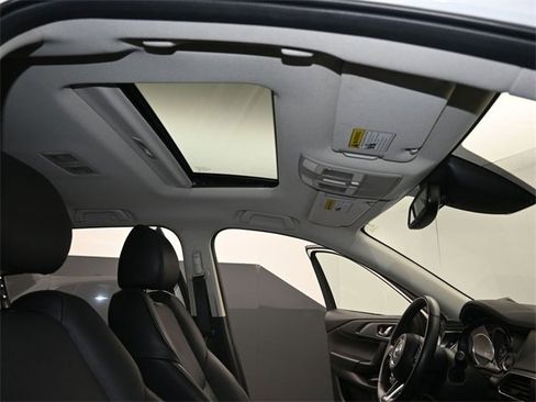 Used 2023 MAZDA CX-9 Touring image 28