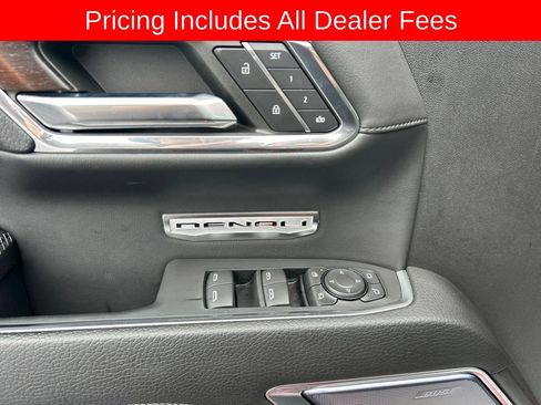 Used 2024 GMC Sierra 1500 Denali w/ Technology Package AWD/4WD image 6