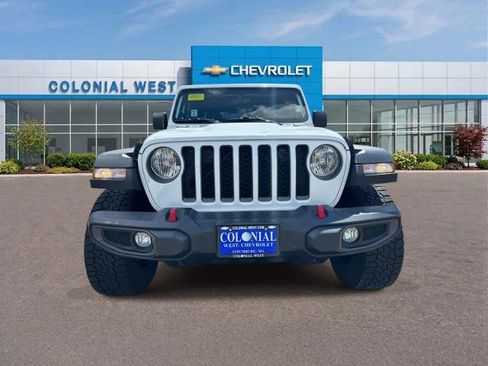 Used 2022 Jeep Gladiator Rubicon w/ Cold Weather Group AWD/4WD image 14