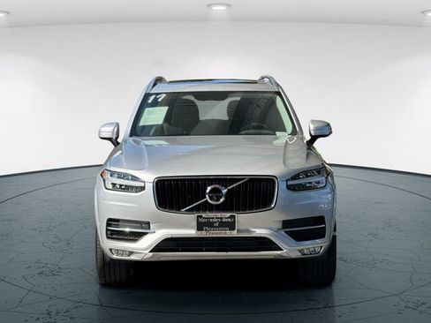 Used 2017 Volvo XC90 T6 Momentum w/ Vision Package image 10