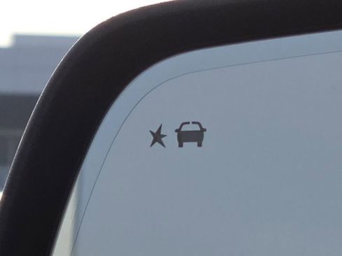 Used 2017 GMC Acadia SLT image 10