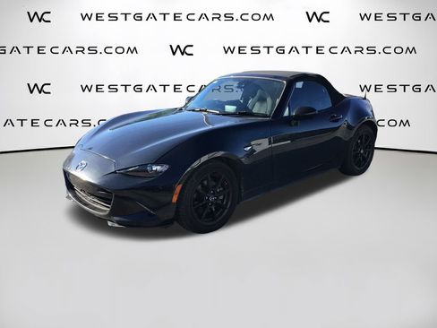 Used 2020 MAZDA MX-5 Miata Sport image 1