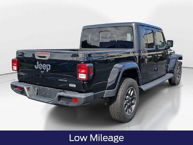 Used 2023 Jeep Gladiator Overland AWD/4WD image 4