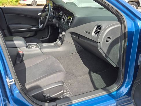 Used 2023 Dodge Charger Police w/ Convenience Group I image 4