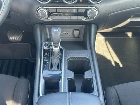 Used 2024 Nissan Sentra SV image 15