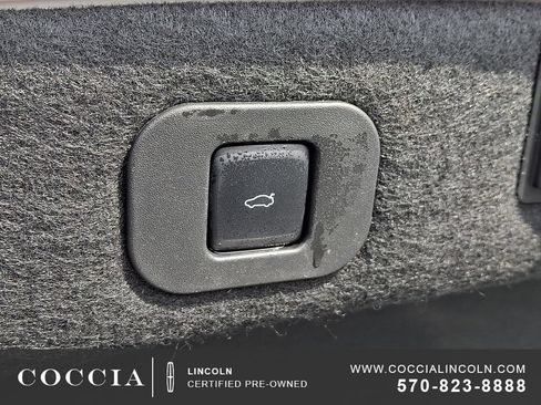 Used 2018 Lincoln Continental Black Label w/ Rear-seat Package AWD/4WD image 29