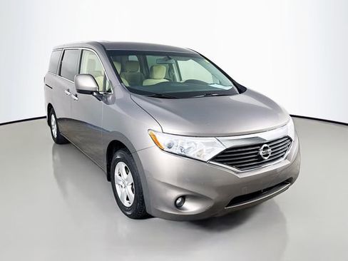 Used 2015 Nissan Quest SV image 3