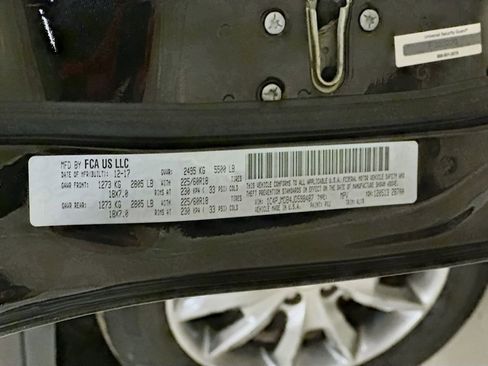 Used 2018 Jeep Cherokee Limited image 40