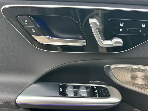 Certified 2025 Mercedes-Benz C 300 4MATIC Sedan image 10