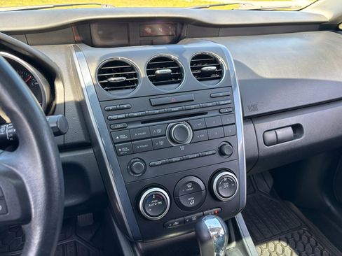 Used 2011 MAZDA CX-7 i Touring FWD image 16