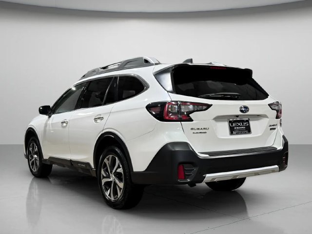 Used 2020 Subaru Outback Touring AWD/4WD image 6