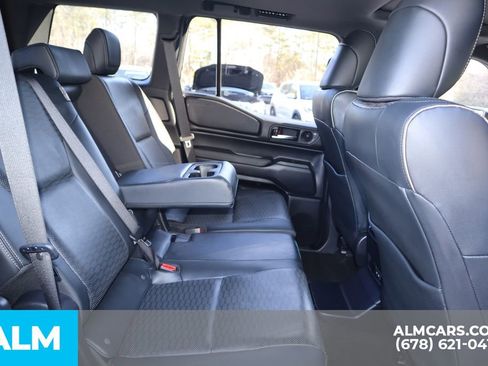 Used 2024 Toyota Land Cruiser image 29