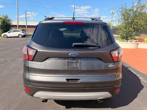 Used 2018 Ford Escape SE AWD/4WD image 7