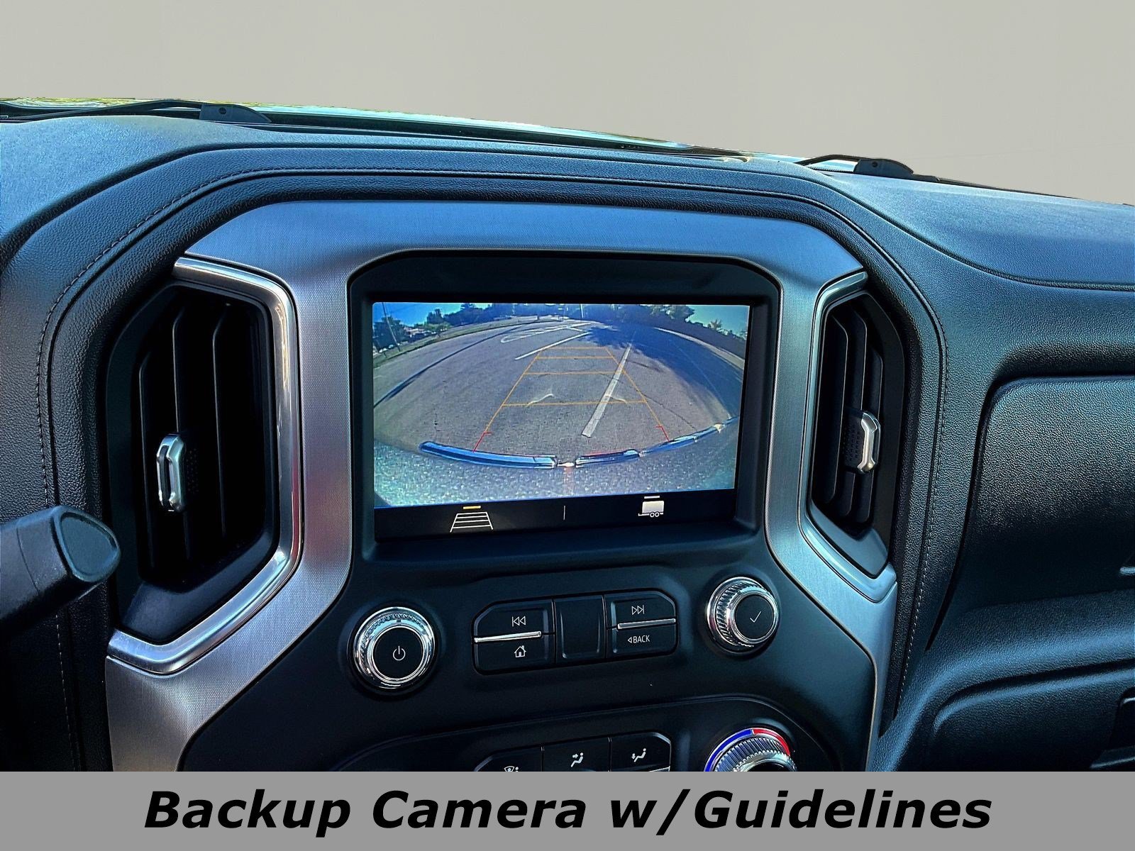 Used 2021 GMC Sierra 1500 SLE w/ X31 Off-Road Package AWD/4WD image 14
