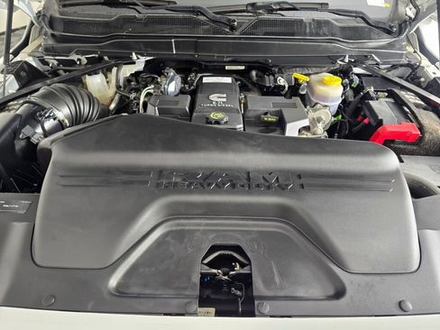 Used 2022 RAM 3500 Limited image 9