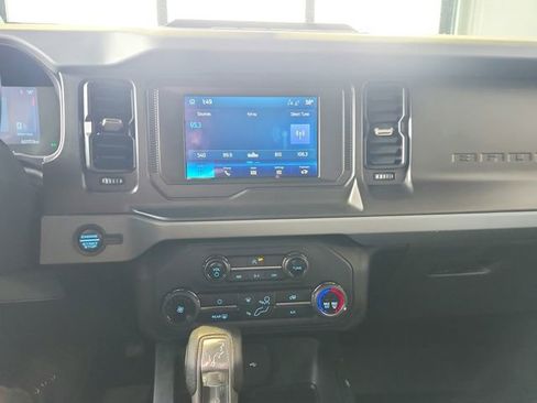 Used 2022 Ford Bronco 4-Door w/ Sasquatch Package image 13
