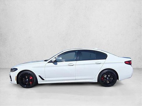 Used 2023 BMW 540i w/ M Sport Package image 2