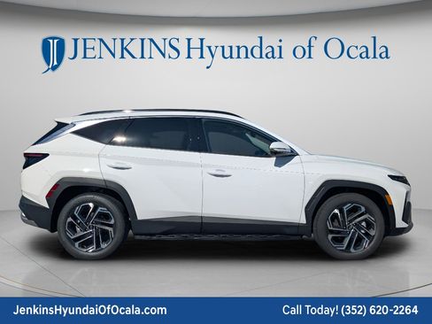 New 2026 Hyundai Tucson Limited FWD image 2