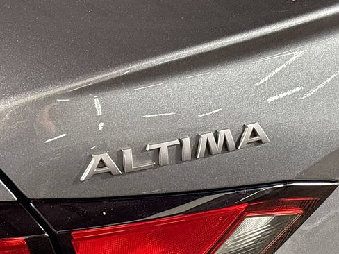 Used 2023 Nissan Altima 2.5 SV w/ SV Premium Package FWD image 25