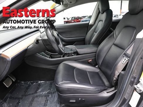 Used 2018 Tesla Model 3 Long Range image 14