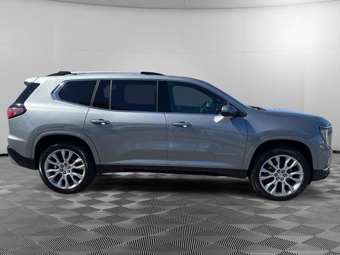 Used 2024 GMC Acadia Denali w/ Super Cruise Package image 8