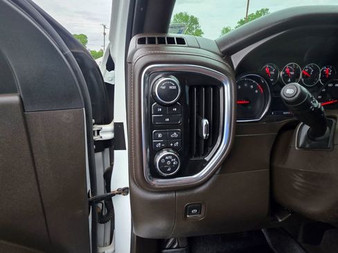 Used 2020 Chevrolet Silverado 2500 LT w/ All Star Edition AWD/4WD image 16