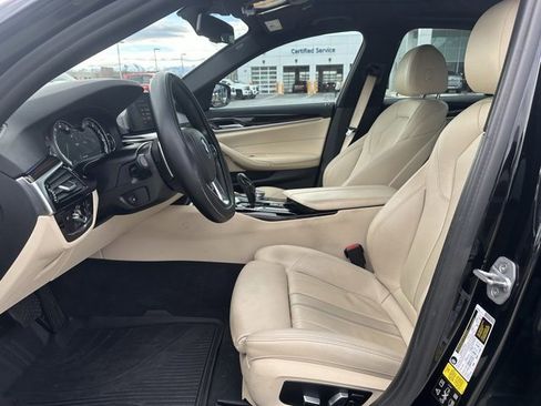 Used 2017 BMW 530i xDrive image 2