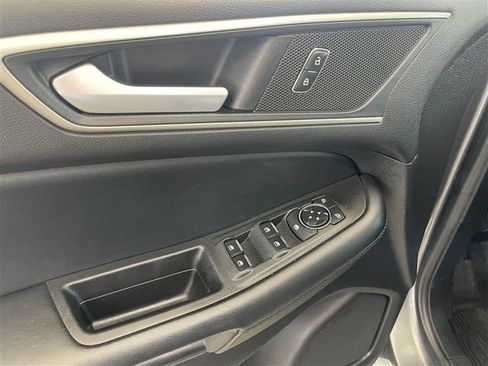 Used 2021 Ford Edge SEL w/ Convenience Package AWD/4WD image 12