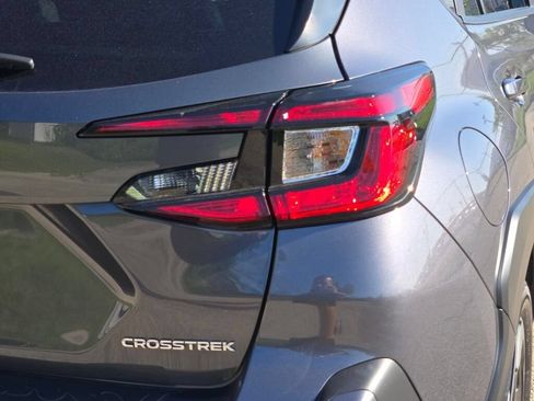Used 2024 Subaru Crosstrek 2.5i Limited w/ Crosstrek Mirror Package AWD/4WD image 11