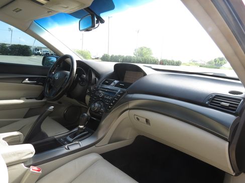 Used 2012 Acura TL w/ Technology Package FWD image 29