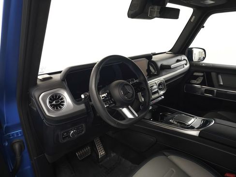Certified 2025 Mercedes-Benz G 580 w/ EQ Technology image 9