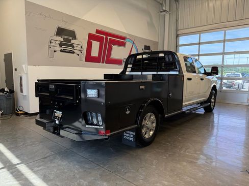 New 2026 RAM 3500 Tradesman w/ Chrome Appearance Group A AWD/4WD image 3