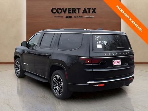 New 2025 Jeep Wagoneer 4WD image 3