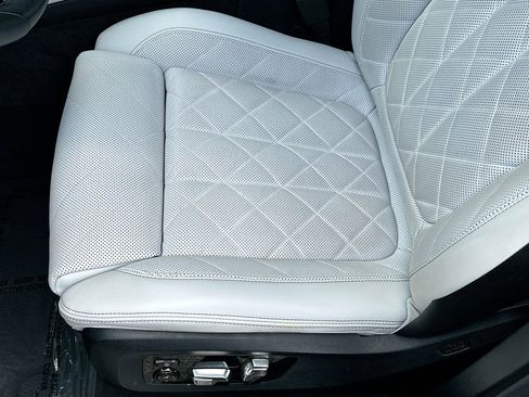 Certified 2024 BMW X5 sDrive40i w/ Climate Comfort Package RWD image 19