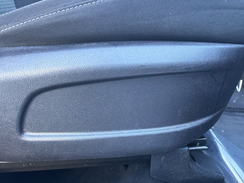 Used 2022 Kia Sorento LX image 22