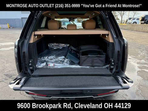 New 2026 Land Rover Range Rover SE image 41