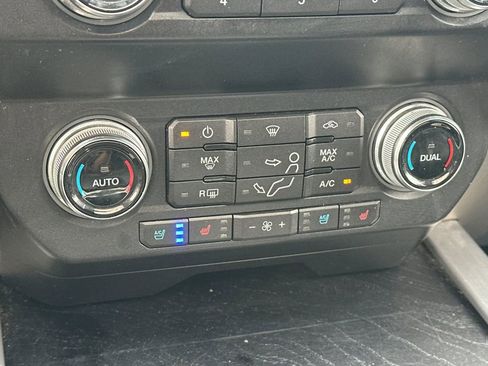 Used 2019 Ford F250 Platinum w/ Platinum Ultimate Package AWD/4WD image 21