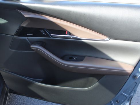 Used 2021 MAZDA CX-30 2.5 Turbo w/ Premium Package image 30