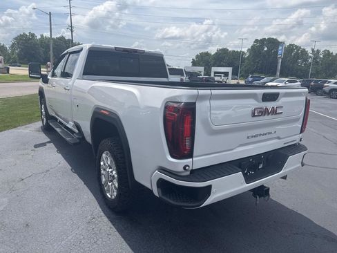 Used 2023 GMC Sierra 3500 Denali w/ Denali Ultimate Package AWD/4WD image 2