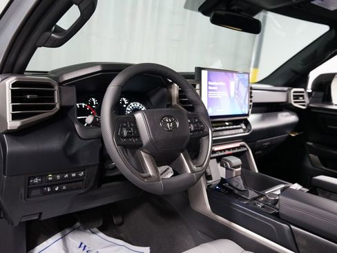 New 2026 Toyota Tundra SR5 image 12