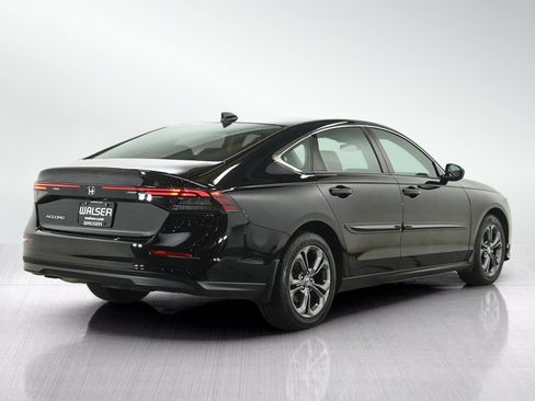 Used 2023 Honda Accord EX image 5