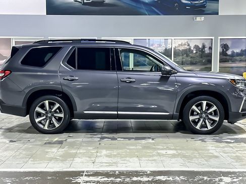 Used 2024 Honda Pilot Elite image 7