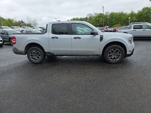 Used 2025 Ford Maverick XLT w/ XLT Luxury Package AWD/4WD image 4