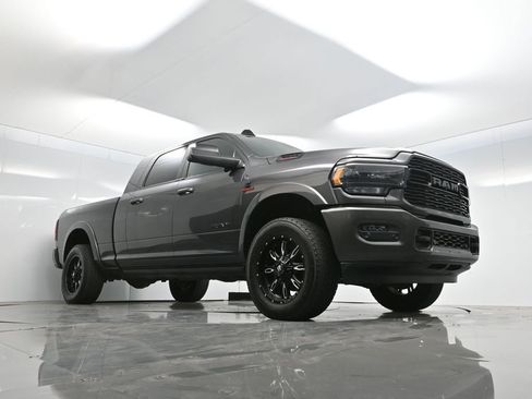 Used 2022 RAM 2500 Limited image 60