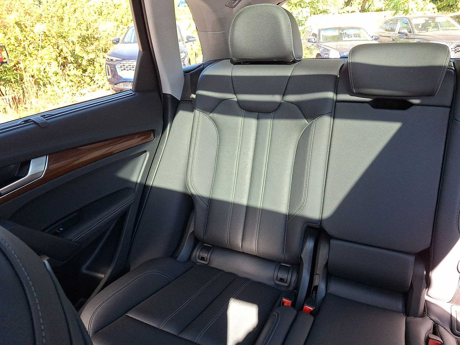 Used 2023 Audi Q5 2.0T Prestige AWD/4WD image 12