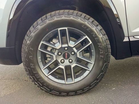 New 2026 GMC Terrain AT4 AWD/4WD image 7