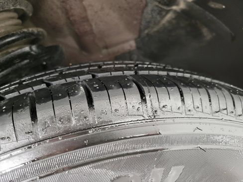 Used 2021 Chevrolet Trax LT w/ Premium Seat Package image 5