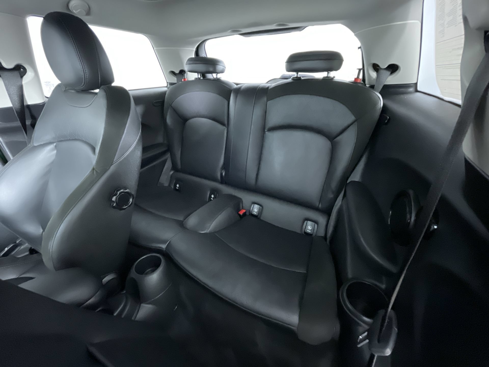 Used 2023 MINI Cooper SE FWD image 23