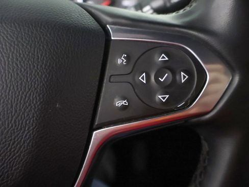 Used 2023 Chevrolet Traverse LT w/ Rear Camera Mirror Package image 41